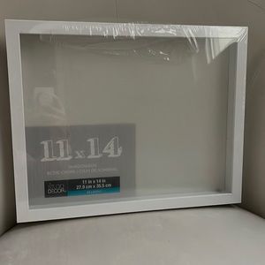 Studio Decor | 11 x 14in White Shadowbox